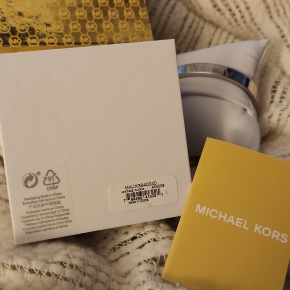 Michael Kors Silver Bracelet - Picture 4 of 4